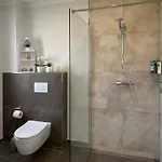 8 Personen ,,seegelblick