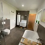 8 Personen ,,seegelblick