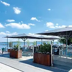 8 Personen ,,seegelblick