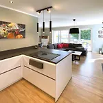 8 Personen ,,seegelblick