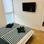 8 Personen ,,seegelblick