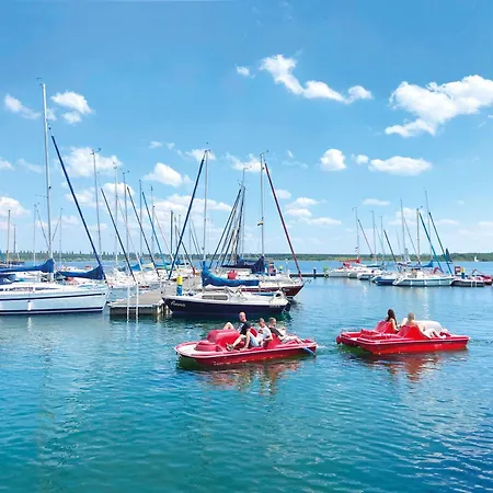 8 Personen ,,seegelblick Am Goitzschesee, Erste Reihe Am Mit Sauna, Kamin, Wallbox&sup Ferienhaus Pouch
