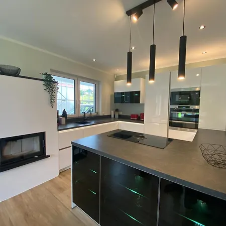 8 Personen ,,seegelblick Am Goitzschesee, Erste Reihe Am Mit Sauna, Kamin, Wallbox&sup Ferienhaus