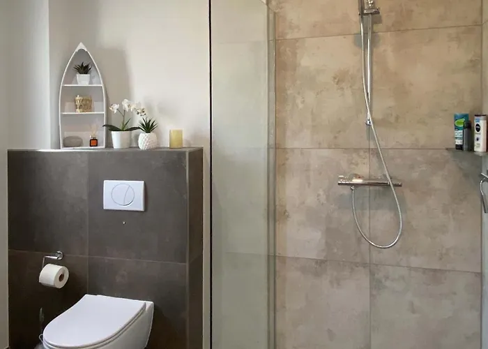 8 Personen ,,seegelblick