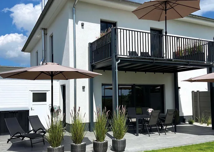 8 Personen ,,seegelblick