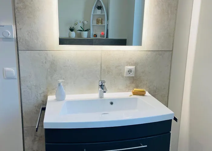 8 Personen ,,seegelblick